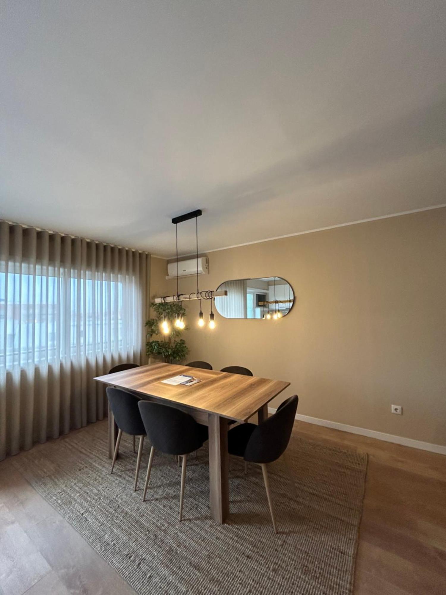 Oporto Near Family Apartments - Free Parking Exterior photo