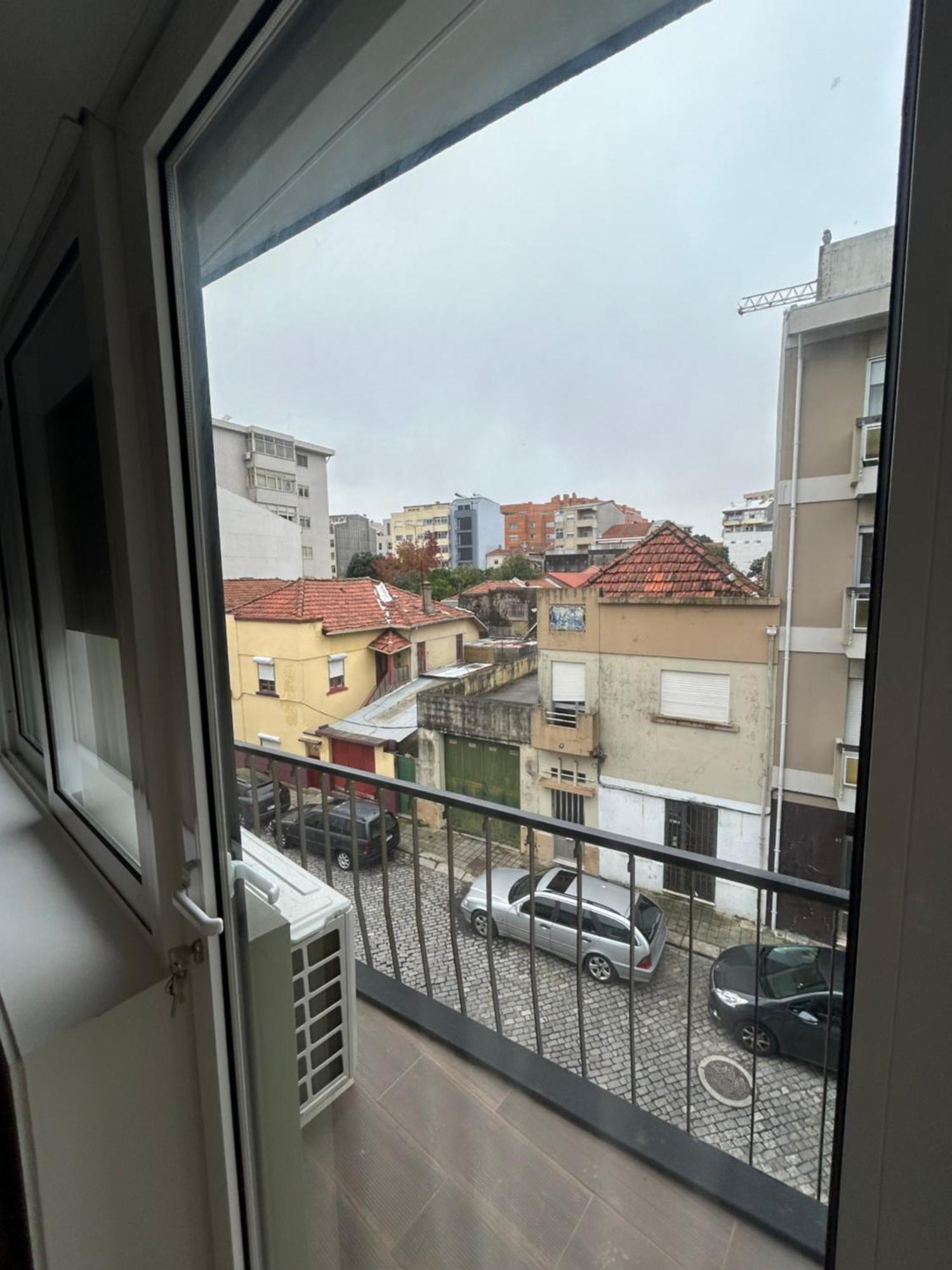 Oporto Near Family Apartments - Free Parking Exterior photo
